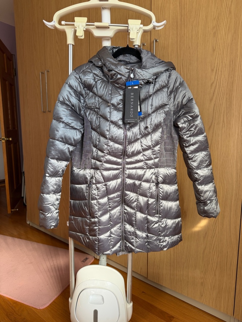 Bernardo Metallic Silver Quilted Hooded Puffer Coat